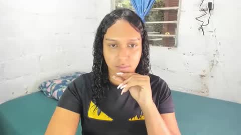 Snapshot of amber_lee20 chatting on 12-04-25, 09:23 LUISA online show from 12-04-25, 09:23