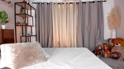 Amber online show from 02-15-26, 10:39