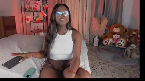 Snapshot of amber_maxwell chatting on 07-06-26, 09:17 Amber online show from 07-06-26, 09:17