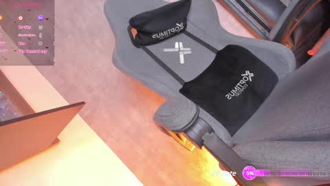 Snapshot of amber_onassis chatting on 12-06-24, 05:53 online show from 12-06-24, 05:53