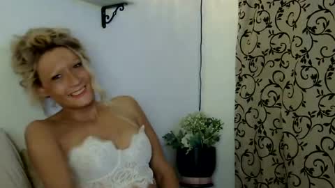 Kaligirll online show from 07-18-26, 05:55