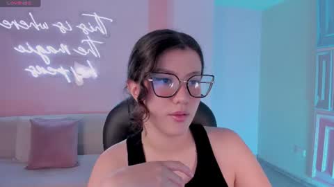 Snapshot of amberfarrell chatting on 07-14-26, 08:47 Amber online show from 07-14-26, 08:47