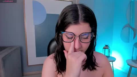 Snapshot of amberfarrell chatting on 07-19-26, 05:38 Amber online show from 07-19-26, 05:38