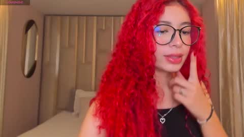 Amber Fox online show from 12-17-25, 11:49