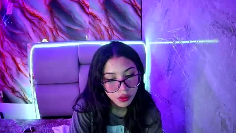 Snapshot of amberjeong chatting on 02-02-25, 09:56 Amber Jeong online show from 02-02-25, 09:56