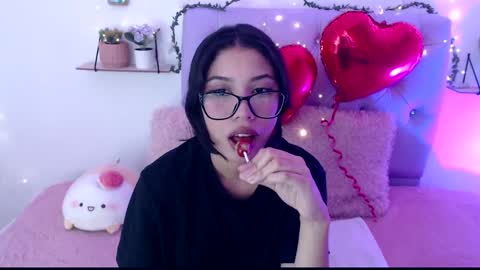 Snapshot of amberjeong chatting on 02-06-25, 09:38 Amber Jeong online show from 02-06-25, 09:38