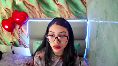 Snapshot of amberjeong chatting on 02-10-25, 10:09 Amber Jeong online show from 02-10-25, 10:09