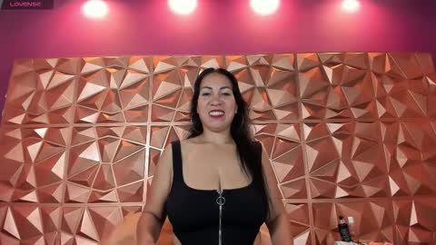 Snapshot of amberjoymilf chatting on 01-10-26, 12:40 Amber online show from 01-10-26, 12:40