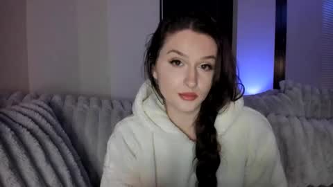 amberkinsley online show from 02-03-25, 05:18