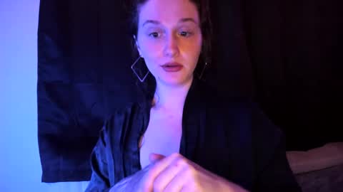 amberkinsley online show from 10-05-25, 02:54