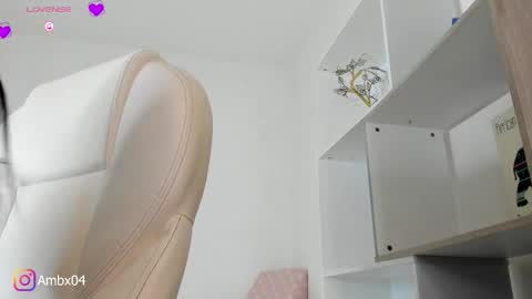 Amber online show from 10-23-25, 11:20