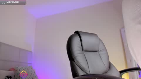 Amber online show from 02-11-26, 12:21