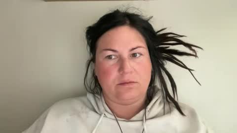 ambermoss7 online show from 04-17-26, 06:11