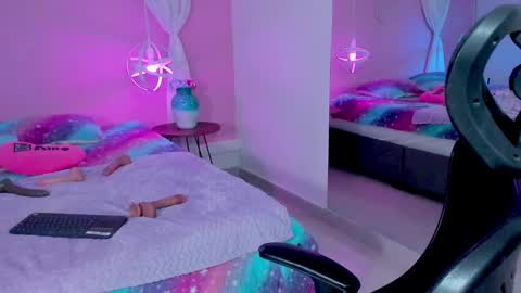 Amber online show from 01-10-25, 07:14