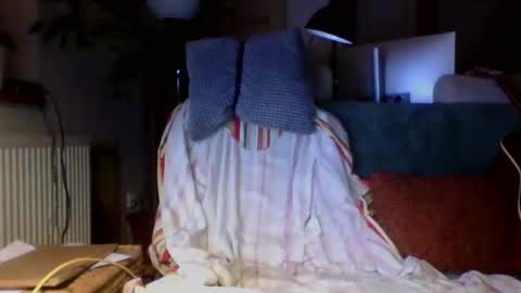 Snapshot of amberr11 chatting on 09-18-25, 10:56 Amberr11 online show from 09-18-25, 10:56