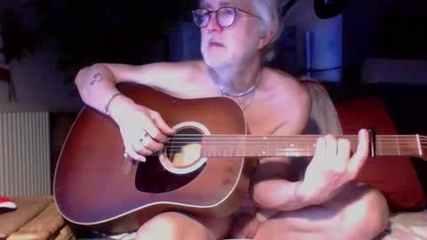 Snapshot of amberr11 chatting on 11-23-25, 12:43 Amberr11 online show from 11-23-25, 12:43