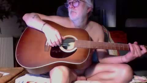 Snapshot of amberr11 chatting on 11-30-25, 12:25 Amberr11 online show from 11-30-25, 12:25