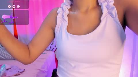 Snapshot of amberr_sweet_ chatting on 06-22-26, 09:45 Amberr Sweet online show from 06-22-26, 09:45
