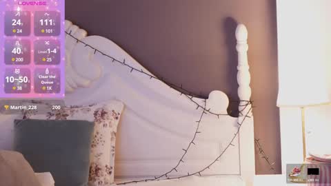 Snapshot of amberseyes chatting on 01-11-25, 02:15 Amberseyes online show from 01-11-25, 02:15