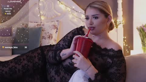 Snapshot of amberseyes chatting on 01-17-25, 07:08 Amberseyes online show from 01-17-25, 07:08