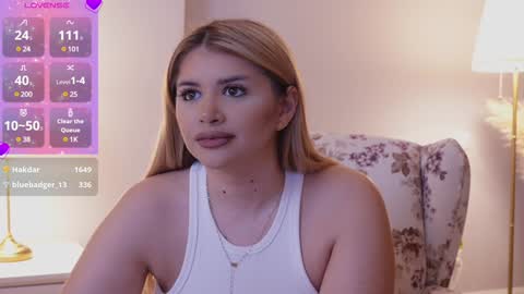 Snapshot of amberseyes chatting on 01-26-25, 10:45 Amberseyes online show from 01-26-25, 10:45