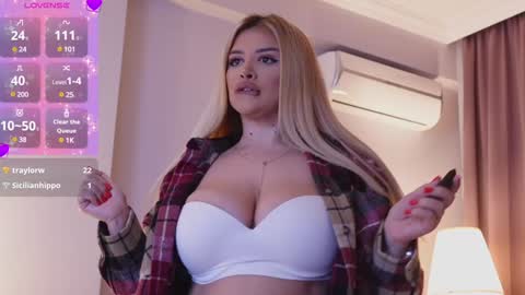 Snapshot of amberseyes chatting on 02-05-25, 05:52 Amberseyes online show from 02-05-25, 05:52