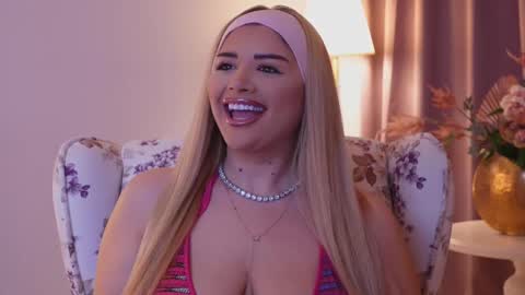 Snapshot of amberseyes chatting on 02-18-25, 07:54 Amberseyes online show from 02-18-25, 07:54