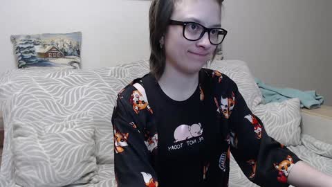 Snapshot of ambersimard chatting on 12-10-24, 01:00 Amber online show from 12-10-24, 01:00