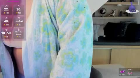 Snapshot of amberthomsonn chatting on 02-17-26, 09:43 Amber online show from 02-17-26, 09:43