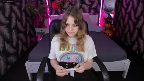 Snapshot of amechan chatting on 11-03-25, 03:02 Ame online show from 11-03-25, 03:02