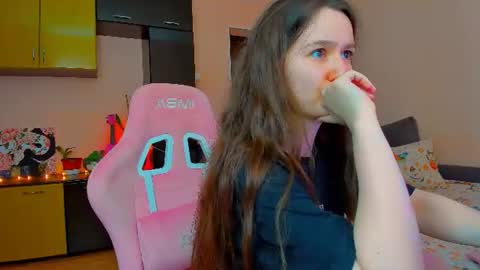 Eileen online show from 07-13-26, 06:11