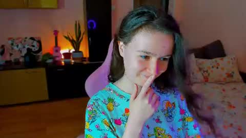 Eileen online show from 08-08-26, 11:56