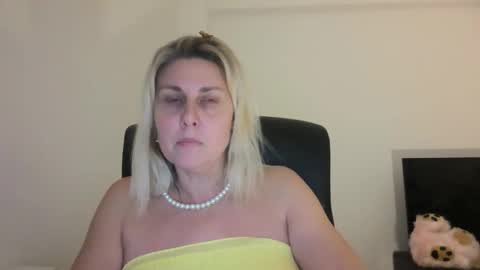 Beatrice online show from 01-13-26, 03:06