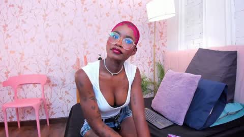 Amelia Adams online show from 04-10-26, 07:29