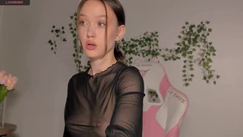 Your Amelia online show from 09-17-25, 12:45