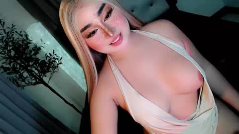 Snapshot of amelia_nicole08 chatting on 11-19-25, 09:37 amelia_nicole08 online show from 11-19-25, 09:37