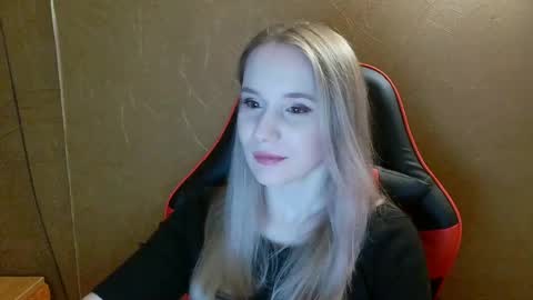 Amelia  online show from 05-26-26, 06:59