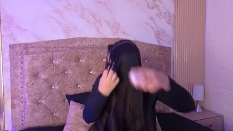 AMELIA CASTELL  online show from 03-24-26, 11:26