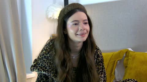 Snapshot of ameliaflares chatting on 02-12-25, 07:02 Amelia online show from 02-12-25, 07:02