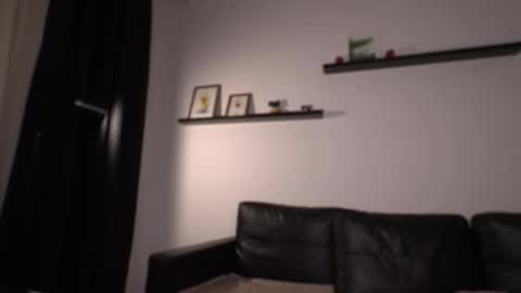 Snapshot of ameliamber0 chatting on 10-28-25, 03:47 Amelia online show from 10-28-25, 03:47