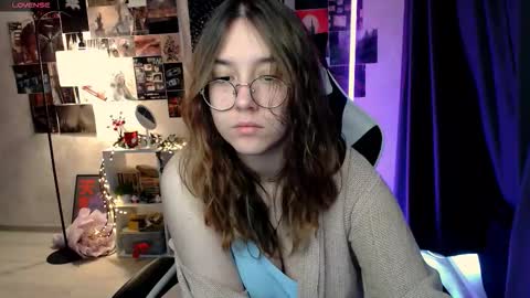 Snapshot of ameliameadd chatting on 09-18-25, 07:32 Amelia online show from 09-18-25, 07:32