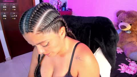 Snapshot of ameliamedina chatting on 01-14-25, 09:13 I am Ame Nice to meet you online show from 01-14-25, 09:13