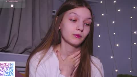 Amelia online show from 04-13-26, 05:24