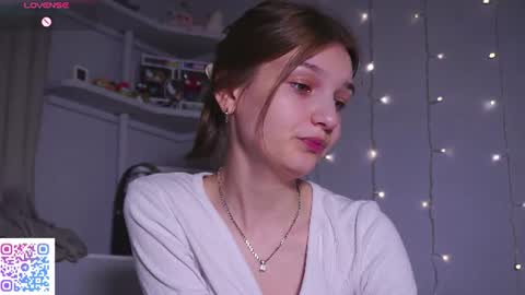 Snapshot of ameliami chatting on 07-12-26, 07:32 Amelia online show from 07-12-26, 07:32