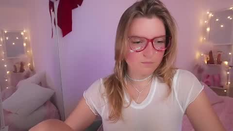 Amelia online show from 02-23-25, 07:38