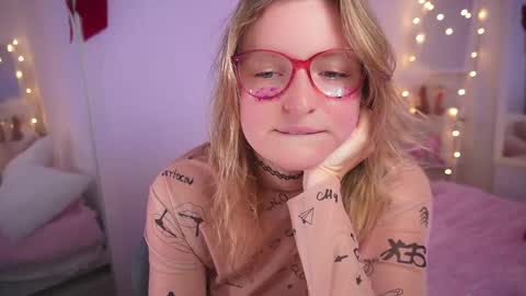 Amelia online show from 03-01-25, 04:44