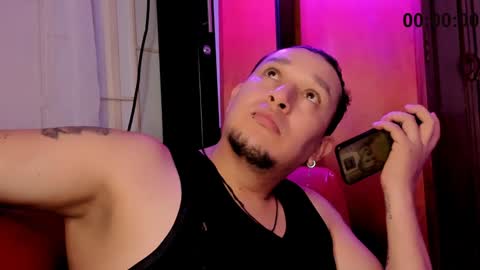 Snapshot of ameliaterry_2 chatting on 12-30-24, 07:15 Amelia y terry online show from 12-30-24, 07:15