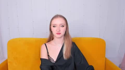 Snapshot of ameliawise chatting on 01-30-25, 11:22 ameliawise online show from 01-30-25, 11:22