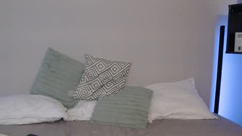 Amelie online show from 02-19-25, 11:46