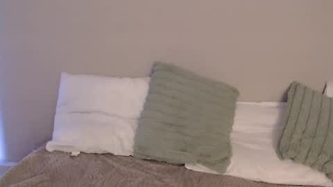 Amelie online show from 02-20-25, 10:48